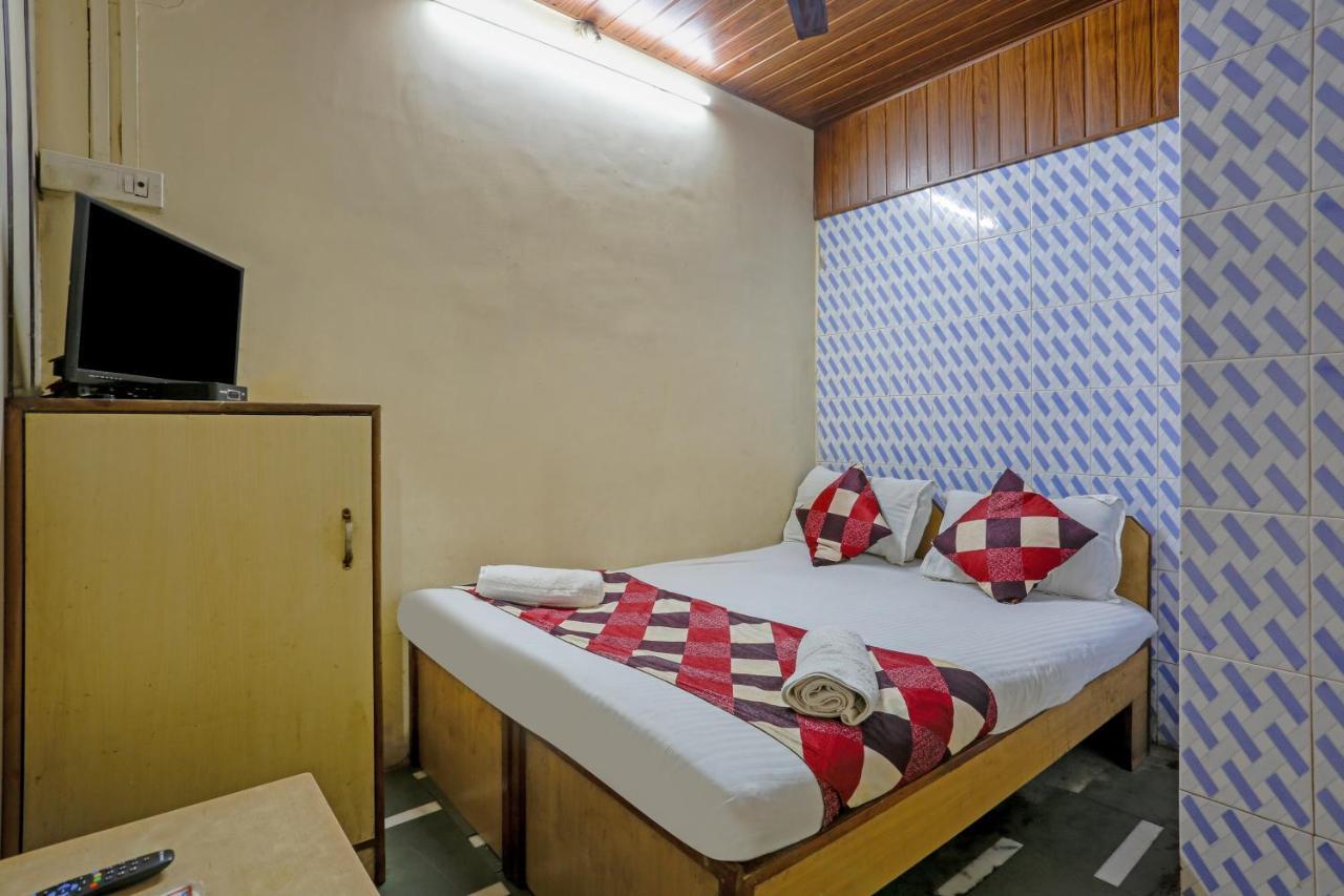 Terminus Hotel Bandra 뭄바이 외부 사진